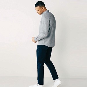 เสื้อเชิ้ตมีฮู้ดแขนยาวสำหรับผู้ชายฟิตเนสเข้ารูปแฟชั่น - Product Image 4