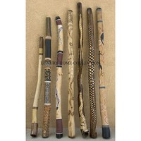 Bâtons de marche légers et durables en bois avec poignées ergonomiques magnifiquement conçues pour une meilleure adhérence et une utilisation à long terme