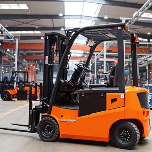 Exclusive <b>Deals</b> on Forklifts with Low Fuel Consumption and High Efficiency for Warehouse and Construction Site Use Order Now - Product Image 4