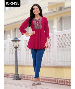 Trabajo de bordado pesado indio Listo para usar Colecciones de Georgette Kurtis pesadas con tallas grandes disponibles para mujeres Kurtis lisas - Product Image 1