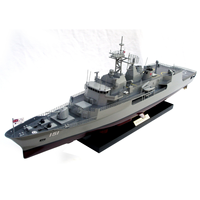 Maquette de bateau HMAS WARRAMUNGA FFH152 en bois d'acacia - Peinte, imitation antique, style européen, décoration intérieure avec caractéristiques régionales européennes