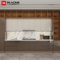 Armoire de cuisine modulaire en bois sur mesure du fabricant PA, collection design personnalisé, armoire à vin