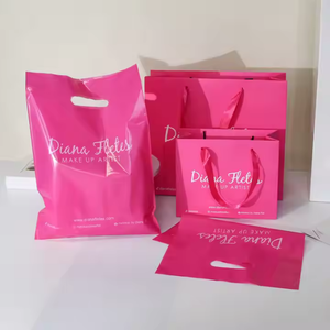 Bolsas de Compra Personalizadas Biodegradables e Impermeables con Asas para Camisetas, de Plástico PE, LDPE, HDPE, PP, con Logotipo Personalizado para Zapatos y Ropa - Product Image 1