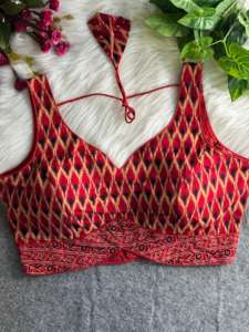 Beau design Bollywood Chemisier imprimé en coton Ajrakh le plus tendance à la mode au tarif de gros - Product Image 2