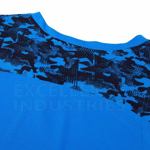 Ensemble d'uniformes de basketball unisexes sur mesure fabriqués au Pakistan, prix bas, respirant, séchage rapide, 100% polyester, tailles plus grandes - Product Image 3
