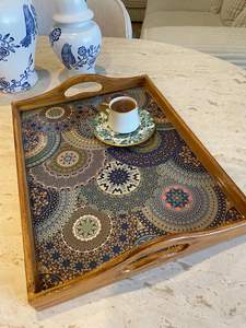 Bandeja de madera de diseño moderno con asas para servir té Otomano o como regalo para ella - Product Image 5