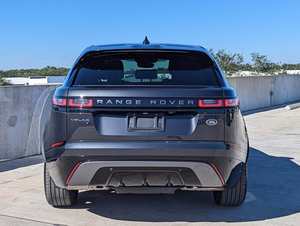 Vehículo Premium Usado 2024 4x4 Deportivo Utilitario con Volante a la Derecha/Izquierda Disponible - Product Image 6