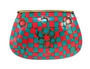 Bolso de mano de piedra de mosaico rojo y verde hecho a mano para fiestas, bodas y ocasiones étnicas de Luxury Crafts - Product Image 2