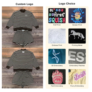 ชุดเสื้อสเวตเตอร์และกางเกงขาสั้นผ้าฝ้ายสำหรับผู้หญิงชุดออกกำลังกายลายทางโลโก้ตามสั่ง - Product Image 2