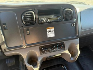 Camión de Transporte de Carga de Grado Industrial Diseñado para Operaciones Continuas en Carretera, Listo para Trabajar - Product Image 3