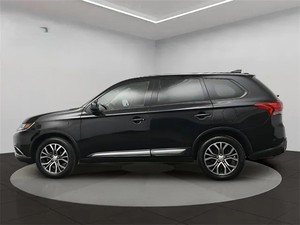 Mitsubishi Outlander SE 2018, Volante a la Izquierda, 7 Asientos, Emisión Euro IV - Product Image 2