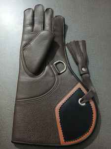 Nouveau design Gants de fauconnerie double mode Gant double couche 14 pouces (35cm) de long Disponible dans toutes les tailles Gant en peau de chèvre - Product Image 3
