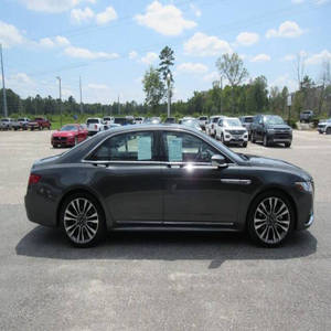 Automóvil Lincoln Continental 2020 en Perfecto Estado - Product Image 2