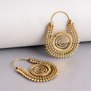 Vendeur chaud 2023 belle boucle d'oreille tourbillon long léger en laiton massif boho vintage boucle d'oreille bijoux pour femmes style - Product Image 5
