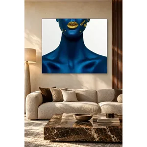 Impresión en lienzo de Fida con rostro pintado de azul y labios dorados - Product Image 2