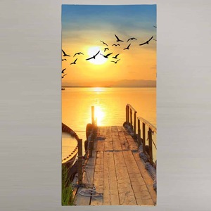 Toalla de Playa y Piscina Personalizable 100% Algodón 350GSM de Secado Rápido, Moderna y Novedosa con Impresión Digital Absorbente, Ideal para el Verano - Product Image 3