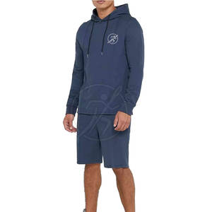 Conjuntos cortos de verano personalizados para hombre Sudadera con capucha de estilo callejero y Sudadera con capucha y pantalones cortos personalizados hasta la rodilla - Product Image 1