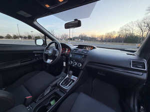 Subaru WRX Premium Usado del 2015 - Product Image 2