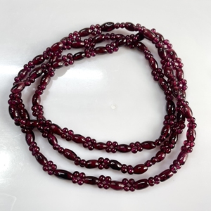 สร้อยคอลูกปัดโกเมนธรรมชาติทำด้วยมือสร้อยคอลูกปัดสีแดงน่ารักขายส่ง - Product Image 2