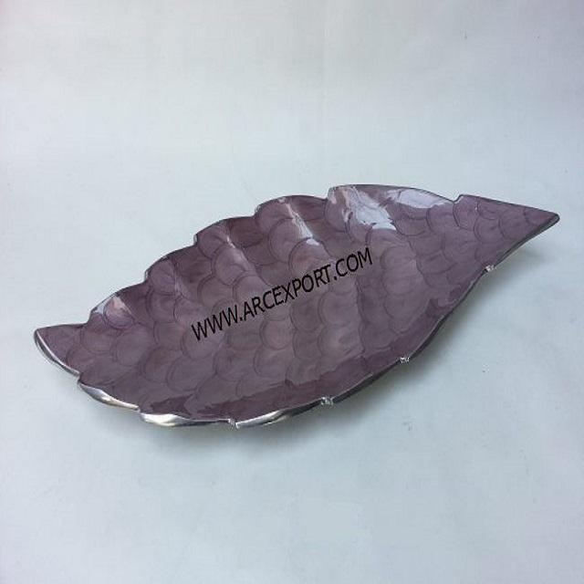 สีเทาอ่อน