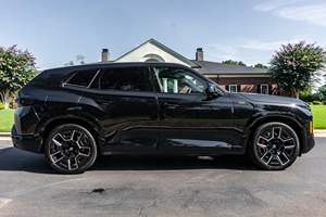 BMW XM 2023 USADO, Volante a la Izquierda/Derecha - Product Image 2