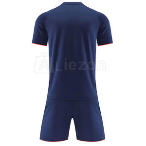 Vente en gros 2025 Prix raisonnable Uniforme de football de dernière couleur Uniforme de football de bonne qualité pour hommes - Product Image 2