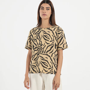Camiseta de algodón 100% para mujer, transpirable, de alta calidad, cuello redondo, manga corta, estampado sólido, estampado informal para verano, teñido liso - Product Image 1