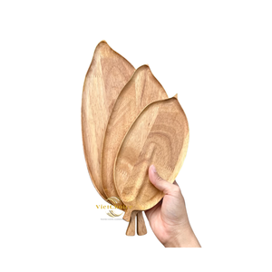 Bandeja de servir decorativa de madera con forma de hoja, hecha a mano con madera maciza para servir y exhibir. - Product Image 5