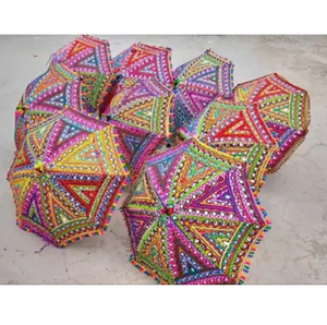 Paraguas bordado de trabajo de espejo hermoso indio para bodas, fiestas y decoraciones para el hogar o decoración de fondo - Product Image 2