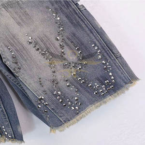 Concevez votre propre logo Short en strass Short en strass respirant à séchage rapide Short en strass le plus vendu - Product Image 4