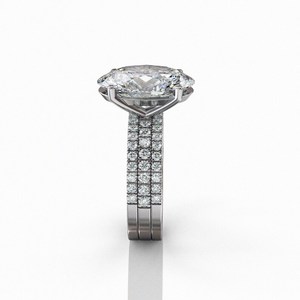 Bague de demi-éternité en diamant Moissanite à trois bandes coupe ovale cadeau de mariage classique en argent 925 original pour des moments spéciaux - Product Image 3