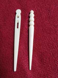 Crochet de hueso hecho a mano y herramientas de tejer para artesanos. Ideal para encajes e hilos finos - Product Image 3