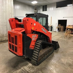 รถตักล้อยาง Kubota SVL95-97-2 มือหนึ่งและมือสอง พร้อมระบบขับเคลื่อนด้วยสายพาน รุ่น Euro 5 EPA พร้อมรถตักหลังขุดและรถตักหน้า มีจำหน่ายแล้ว - Product Image 2
