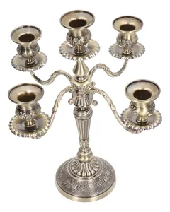 Luminaria Grandeur: Elegancia encantadora para una decoración atemporal Candelabro Elysian Glow, - Product Image 2