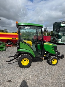 Tractor compacto Johhn Deere 1026R - Product Image 4