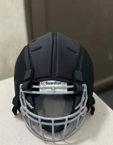 2025 New Guardian Caps Casco suave para fútbol con bandera, deportes acuáticos | Equipo ligero de protección para la cabeza para fútbol americano - Product Image 2