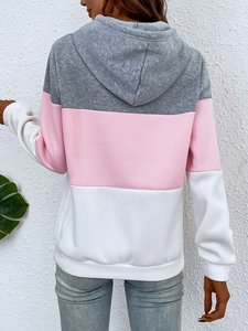 เสื้อฮู้ดผู้หญิงลำลองสำหรับฤดูหนาว ผ้าฝ้ายฟลีซพิมพ์ลายบล็อกสี พร้อมปรับแต่งได้เต็มรูปแบบ - Product Image 2