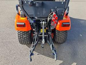Tractor compacto para césped Kubota BX261 - Product Image 5
