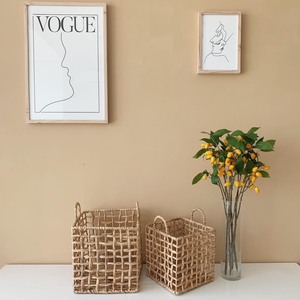 Panier carré classique en jacinthe d'eau et rotin 2025, fait main au Vietnam, élégant, léger, organisateur de bureau, rangement écologique - Product Image 1