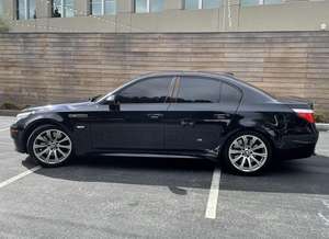 BMW M5 2010 USADO, Volante a la Izquierda/Derecha - Product Image 4