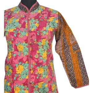 Chaqueta Vintage Kantha Algodón Manga completa Diseño floral hecho a mano Chaqueta de tamaño libre Otoño Invierno y primavera Reversible - Product Image 3