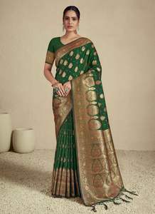 Saree en soie royale et riche de Banarasi en vente en ligne - Product Image 5