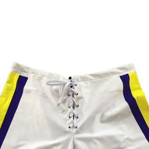 Vente en ligne de shorts de hockey unisexe personnalisés OEM vêtements de sport broderie impression par sublimation solide entièrement personnalisé Hockey sur glace - Product Image 2