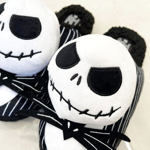 Dessin animé maison hiver maison mode Halloween crâne <span class=keywords><strong>Jack</strong></span> poupée pantoufle Super doux peluche avec PP coton plus chaud pour hommes enfants - Product Image 4