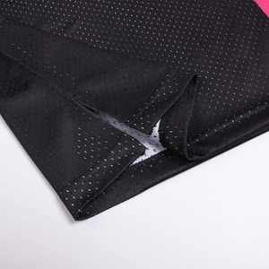 Maillot de basket-ball sans manches et short respirant ensemble d'équipe personnalisé pour les tournois d'entraînement des jeunes hommes - Product Image 3