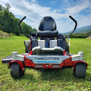 Tondeuse à gazon autotractée à essence Toro 77504 avec plateau de coupe de 21 pouces, hauteur réglable, cadre en acier durable, entretien de la pelouse à domicile - Product Image 1
