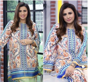 Tissu de pelouse imprimé avec un haut de style pakistanais cousu et un ensemble de coordonnés Plazo parfait pour les filles de bureau et de collage - Product Image 1