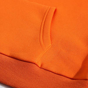 เสื้อสวมหัวแขนยาวผ้าโพลีเอสเตอร์สำหรับผู้ชายและผู้หญิงเสื้อผ้าแนวสตรีทผ้าโพลีเอสเตอร์เป็นมิตรกับสิ่งแวดล้อมพิมพ์ลายกราฟิกสำหรับฤดูหนาว - Product Image 4