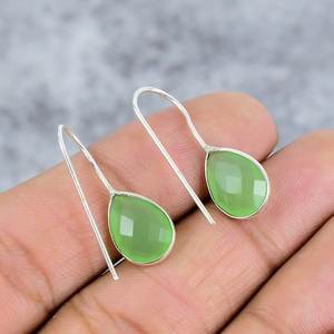 ต่างหูเงินแท้ 925 สำหรับผู้หญิง ดีไซน์เก๋ไก๋ ประดับพลอยเพรนไนต์และแคลซิโดนีทรงลูกแพร์ เหมาะสำหรับงานแต่งงาน งานปาร์ตี้ หรือเป็นของขวัญสุดอินเทรนด์ - Product Image 4