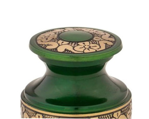 Urnas Funerarias de Latón Hechas a Mano para Mascotas, Urnas para Cenizas de Perros y Gatos - Product Image 3